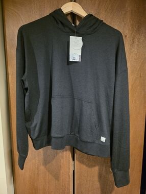 Vuori Halo Modern Pullover Hoodie